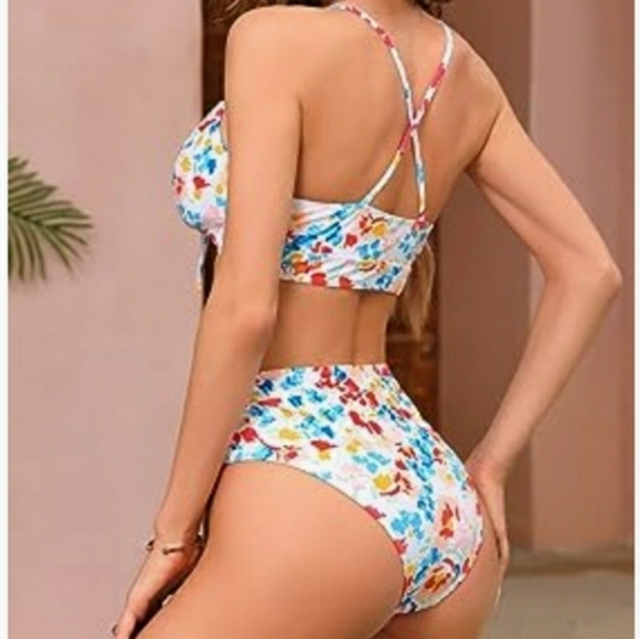 Tutorutor High Waisted Ruffle Floral Print Bikini Set Size M - Picture 3 of 13